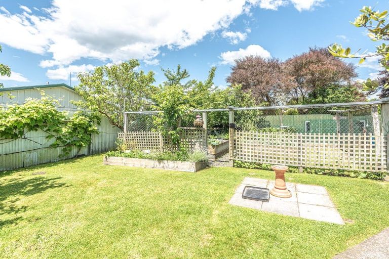 Photo of property in 2 Borlase Place, Aramoho, Whanganui, 4500