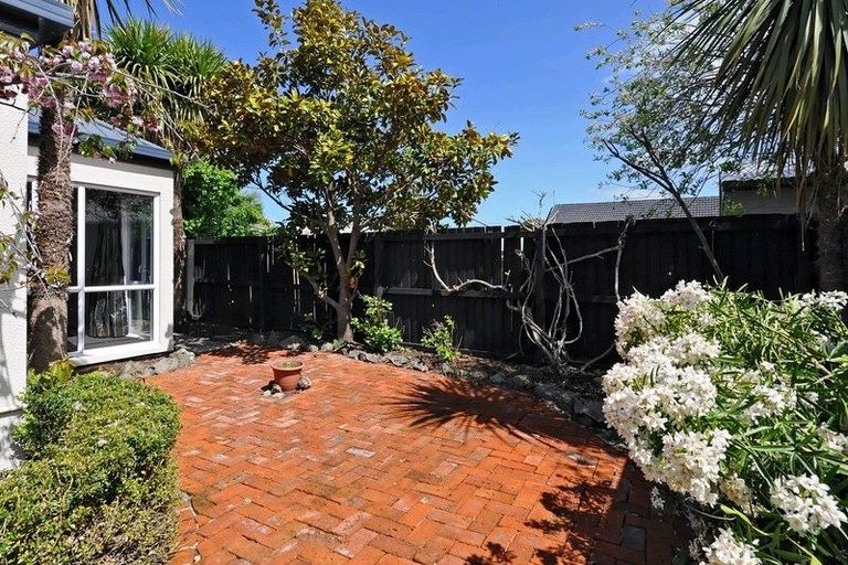 Photo of property in 22a Hay Street, Bromley, Christchurch, 8062