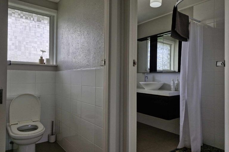 Photo of property in 4 Norton Place, Spotswood, New Plymouth, 4310