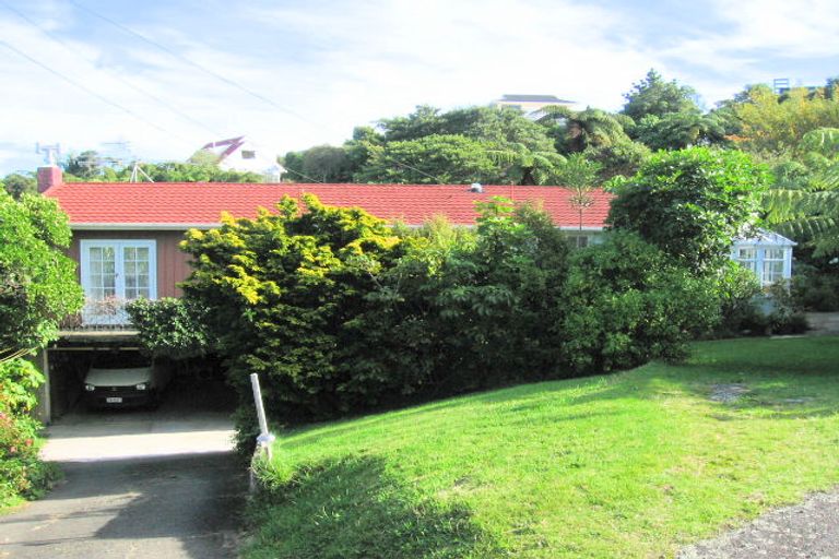 Photo of property in 51 Gurney Road, Kelson, Lower Hutt, 5010