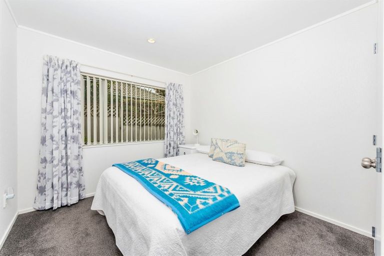 Photo of property in 16 Hendrika Court, Hobsonville, Auckland, 0618