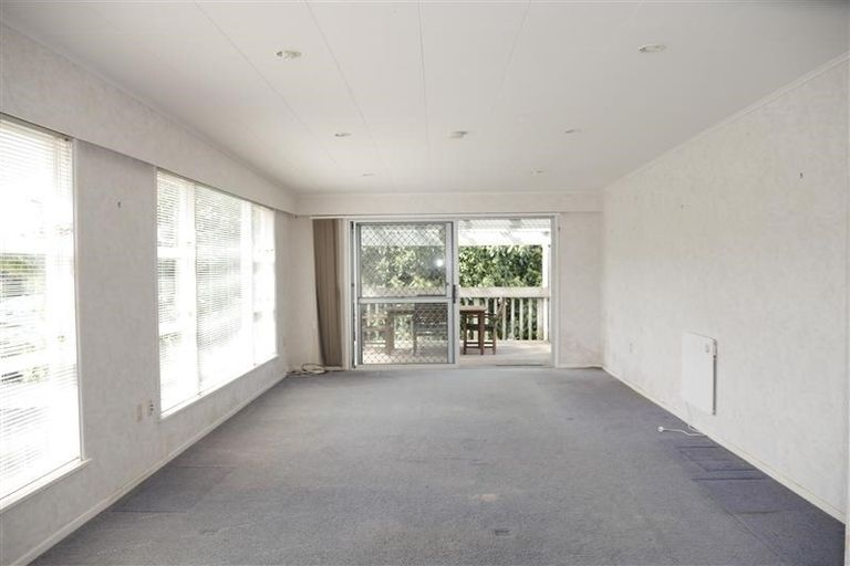 Photo of property in 12 Rugby Place, Te Kamo, Whangarei, 0112