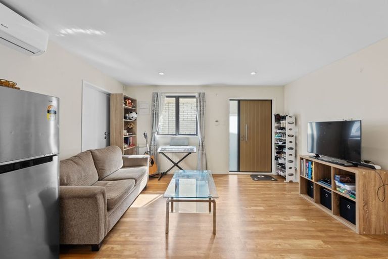 Photo of property in 12 Hope Farm Avenue, Pakuranga Heights, Auckland, 2010