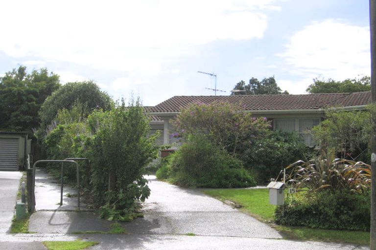 Photo of property in 15 Baringa Place, Botany Downs, Auckland, 2010