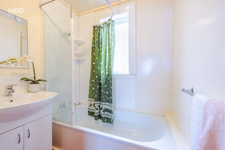 Photo of property in 279 Oxford Street, South Dunedin, Dunedin, 9012