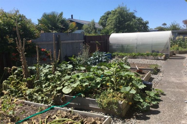 Photo of property in 11 Lyon Street, Marton, 4710