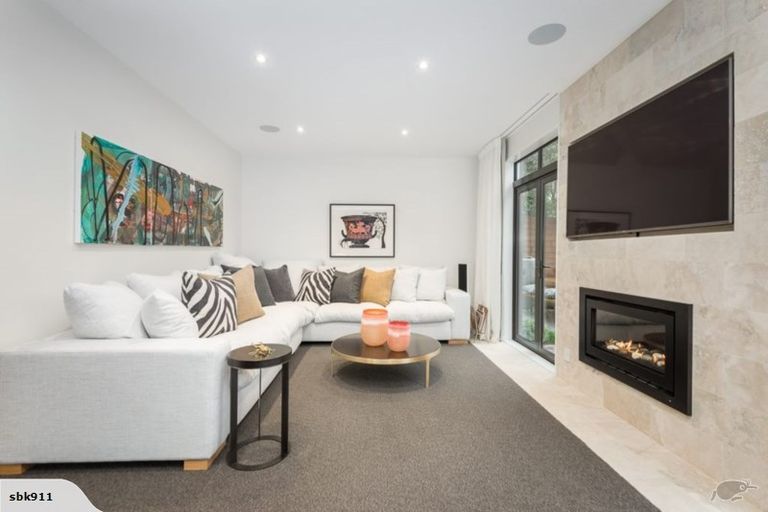 Photo of property in 7b Rugby Street, Merivale, Christchurch, 8014