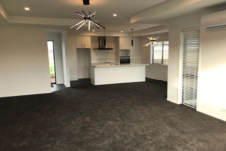 Photo of property in 25 Kotiate Street, Papamoa Beach, Papamoa, 3118