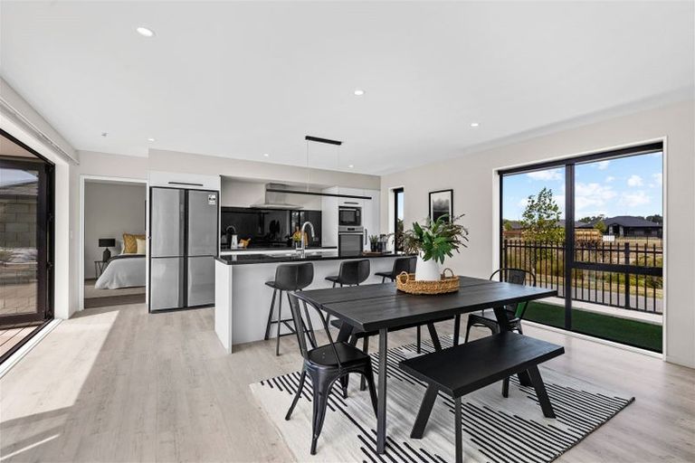 Photo of property in 17 Pajet Street, Marshland, Christchurch, 8083