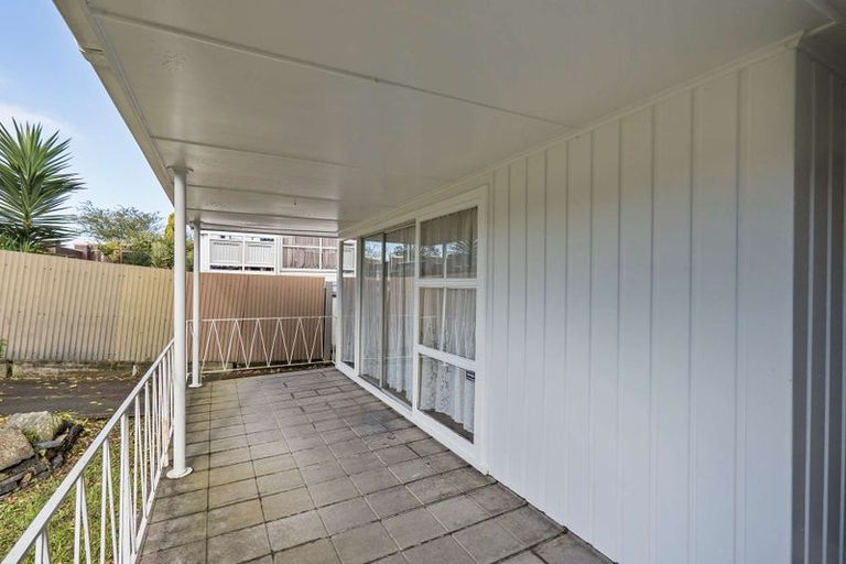 Photo of property in 35 Hobart Crescent, Wattle Downs, Auckland, 2103