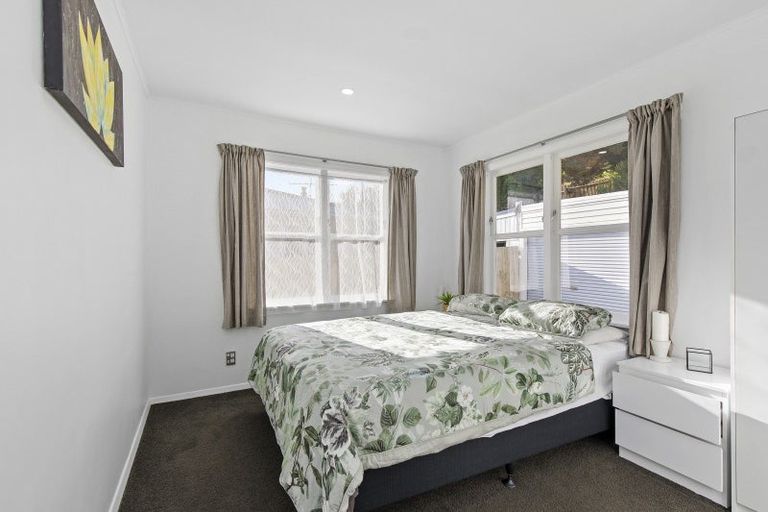 Photo of property in 33 Mckillop Street, Wainuiomata, Lower Hutt, 5014