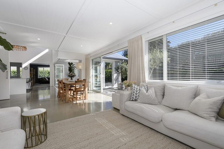 Photo of property in 84a Margaret Drive, Omokoroa, 3114