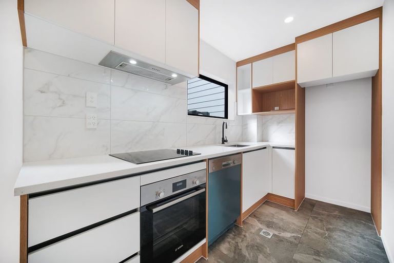 Photo of property in 32 Alton Avenue, Hillcrest, Auckland, 0627