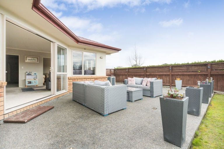 Photo of property in 19 Branigan Parade, Kelvin Grove, Palmerston North, 4414