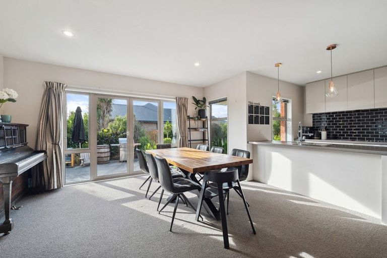 Photo of property in 6 Greenan Place, Doyleston, 7683