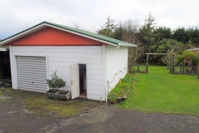 Photo of property in 1 Mawhera Street, Dobson, Greymouth, 7805
