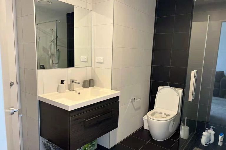 Photo of property in 403/19 Rawene Road, Birkenhead, Auckland, 0626