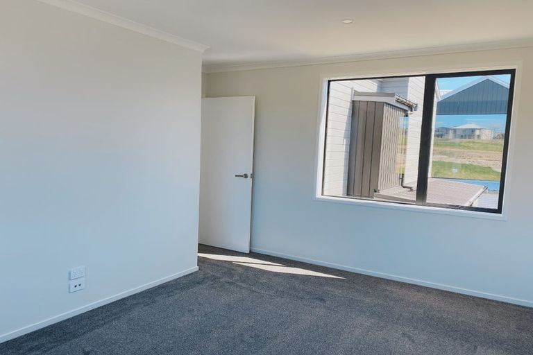 Photo of property in 10 Awamarino Way, Westgate, Auckland, 0614