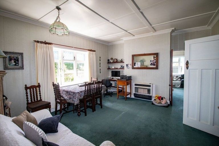 Photo of property in 29 Caius Avenue, Gonville, Whanganui, 4501