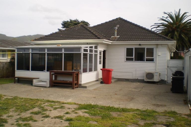 Photo of property in 43 Gordon Street, Avalon, Lower Hutt, 5011