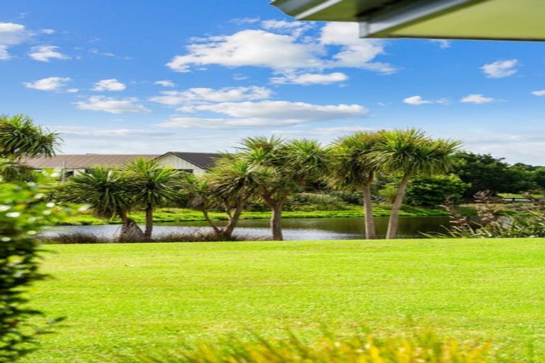 Photo of property in 32 Robert Hastie Drive, Mangawhai, 0573