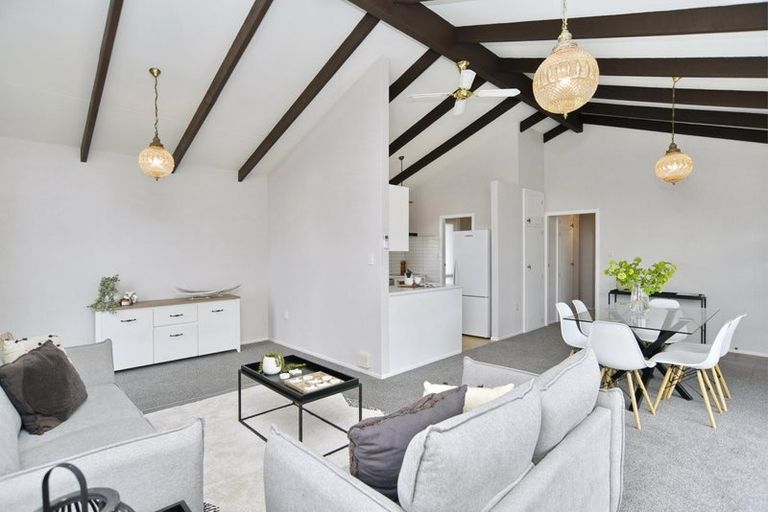 Photo of property in 43 Valecrest Avenue, Parklands, Christchurch, 8083