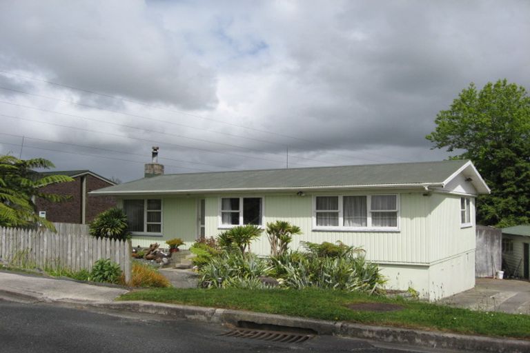 Photo of property in 24 Weza Lane, Kumeu, 0810