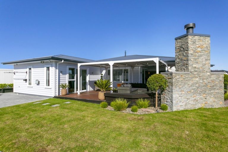 Photo of property in 1 Maunganamu Drive, Wharewaka, Taupo, 3330