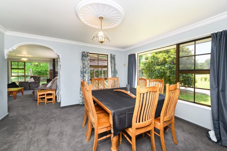 Photo of property in 83 Oroua Road, Kairanga, Palmerston North, 4475