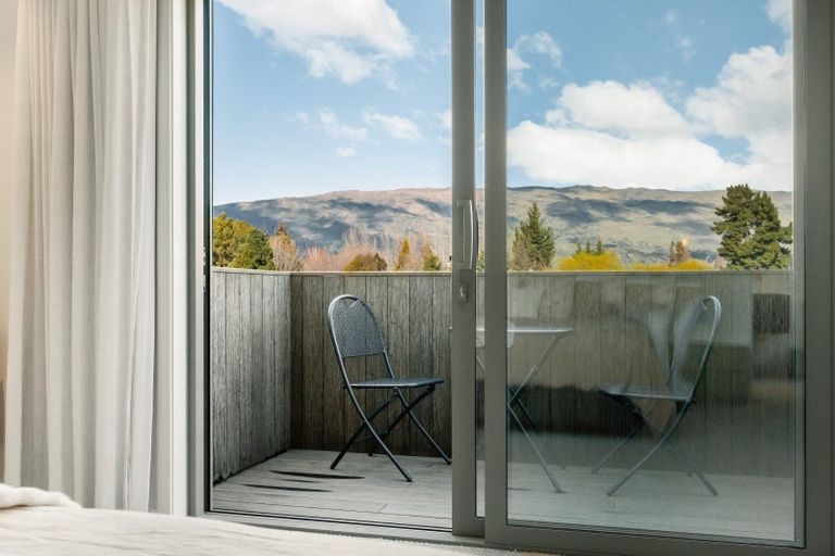 Photo of property in 69 West Meadows Drive, Wanaka, 9305