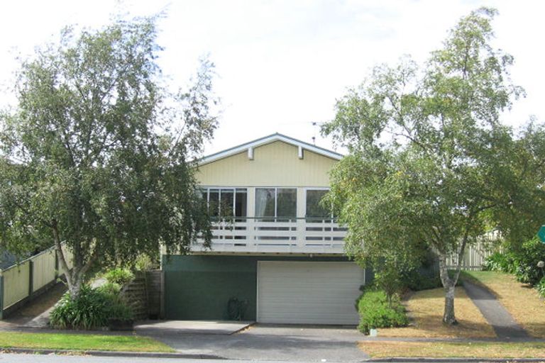 Photo of property in 21 Pasadena Crescent, Totara Park, Upper Hutt, 5018