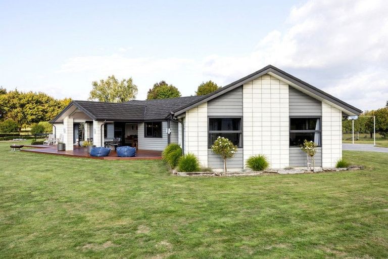 Photo of property in 11 South Oaks Close, Pukemoremore, Cambridge, 3493