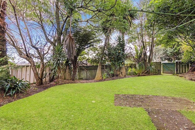 Photo of property in 62 Hamilton Drive, Waiuku, 2123