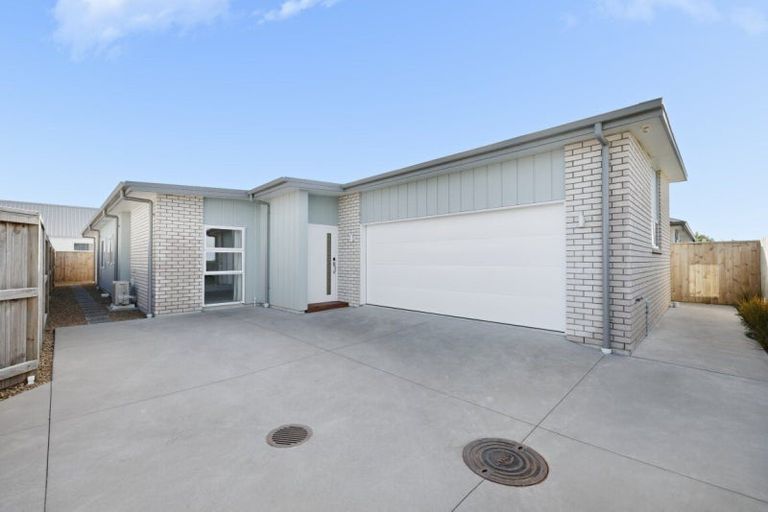 Photo of property in 19 Kohekohe Road, Papamoa Beach, Papamoa, 3118