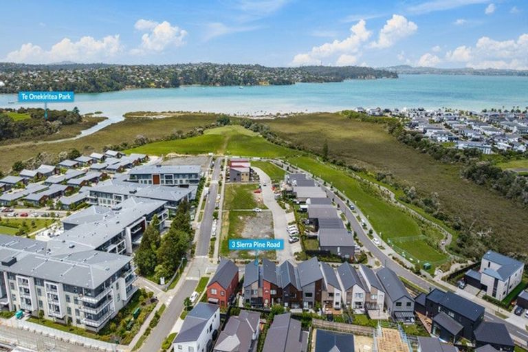 Photo of property in 3 Sierra Pine Road, Hobsonville, Auckland, 0616