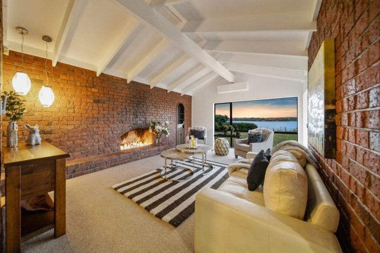 Photo of property in 33 William Bryan Drive, Half Moon Bay, Auckland, 2012