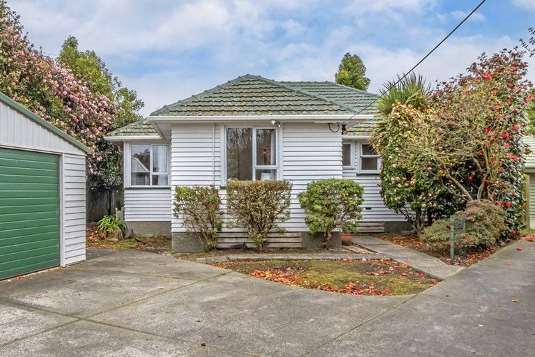 Photo of property in 3 Sealy Place, Bryndwr, Christchurch, 8053