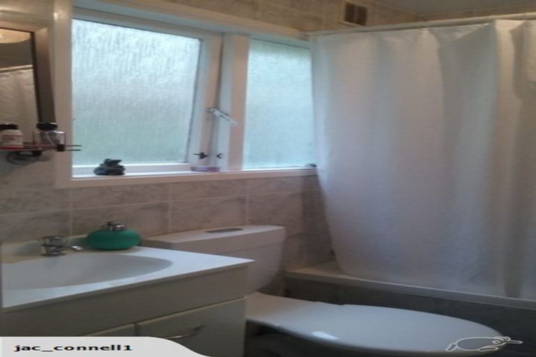 Photo of property in 1/18 Thurleigh Grove, Karori, Wellington, 6012