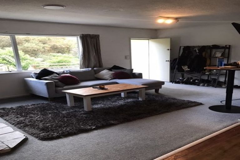 Photo of property in 16 Ngahere Street, Stokes Valley, Lower Hutt, 5019