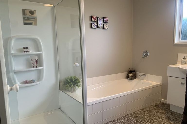 Photo of property in 23 Glencullen Drive, Casebrook, Christchurch, 8051