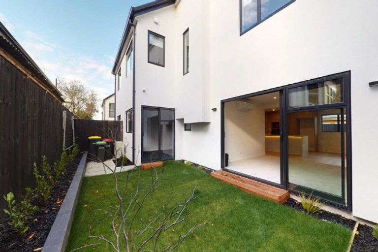 Photo of property in 2/128 Bishop Street, St Albans, Christchurch, 8014