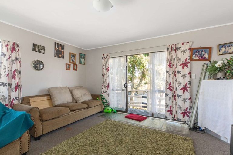 Photo of property in 1/35 Templeton Place, Clendon Park, Auckland, 2103