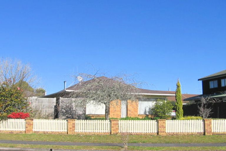 Photo of property in 26 Cooper Place, Chedworth, Hamilton, 3210