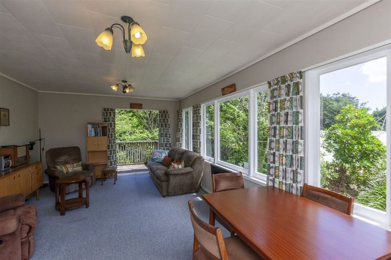 Photo of property in 21 Renown Road, Raumati South, Paraparaumu, 5032
