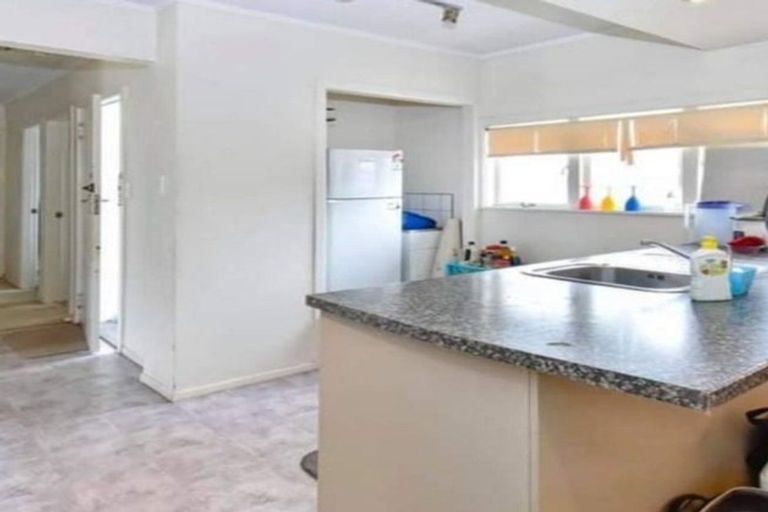Photo of property in 2/13 Tennessee Avenue, Mangere East, Auckland, 2024