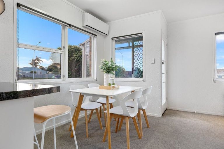 Photo of property in 1/1252 Cameron Road, Gate Pa, Tauranga, 3112