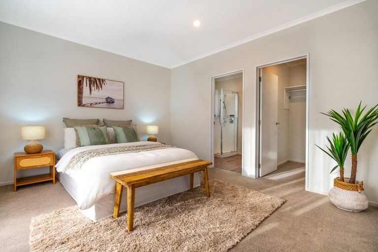 Photo of property in 12 Sholto Duncan Crescent, Halswell, Christchurch, 8025