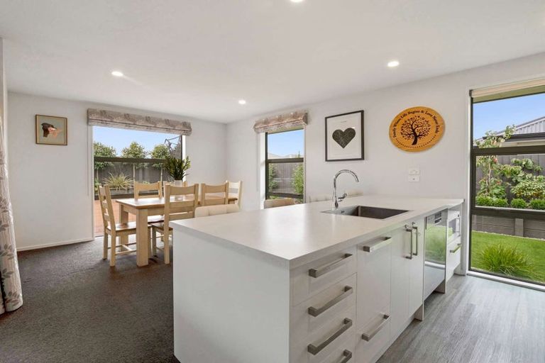 Photo of property in 40 Andesite Drive, Rolleston, 7614