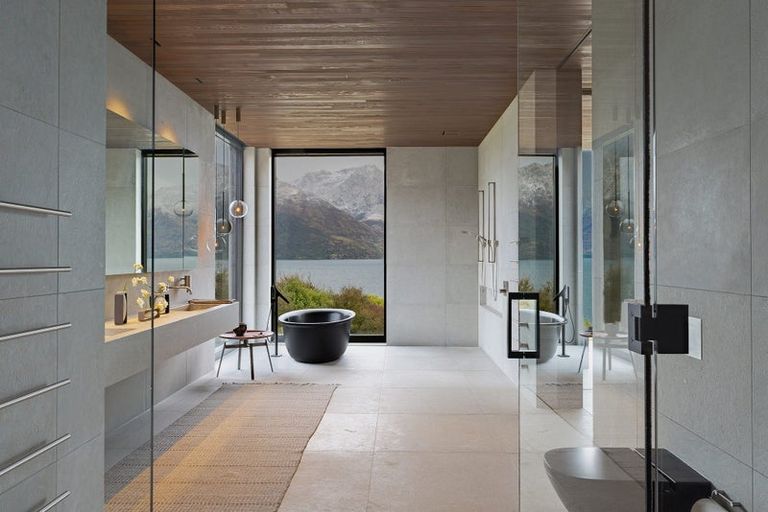 Photo of property in 32 Vista Terrace, Wye Creek, Queenstown, 9371