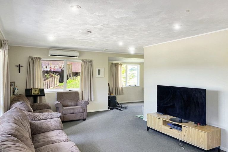 Photo of property in 59 Waitakere Road, Waitakere, Auckland, 0816